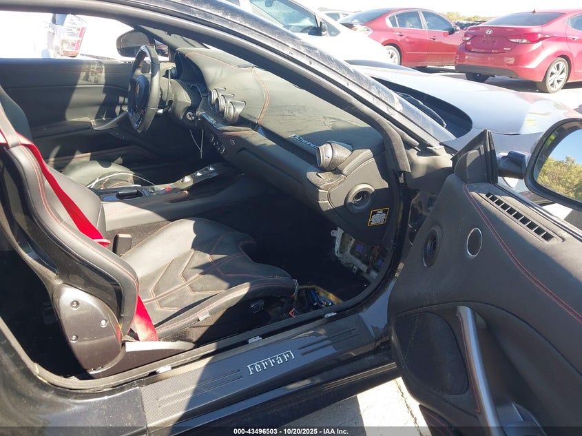 2017 Ferrari F12 Berlinetta VIN ZFF74UFA8H0220199 IAAI salvage auction — Front End, Original (Texas), sold $44,500 on 2025-11-17 (photo 5)
