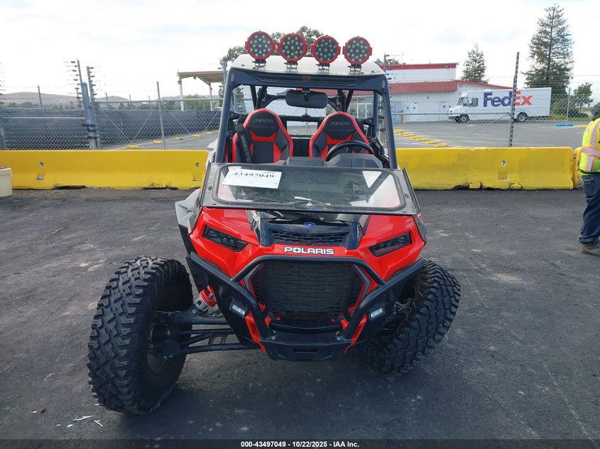 2019 Polaris Rzr VIN 3NSVEL92XKF580177 IAAI salvage auction — LEFT FRONT, Salvage (California), sold $8,100 on 2026-07-07 (photo 5)