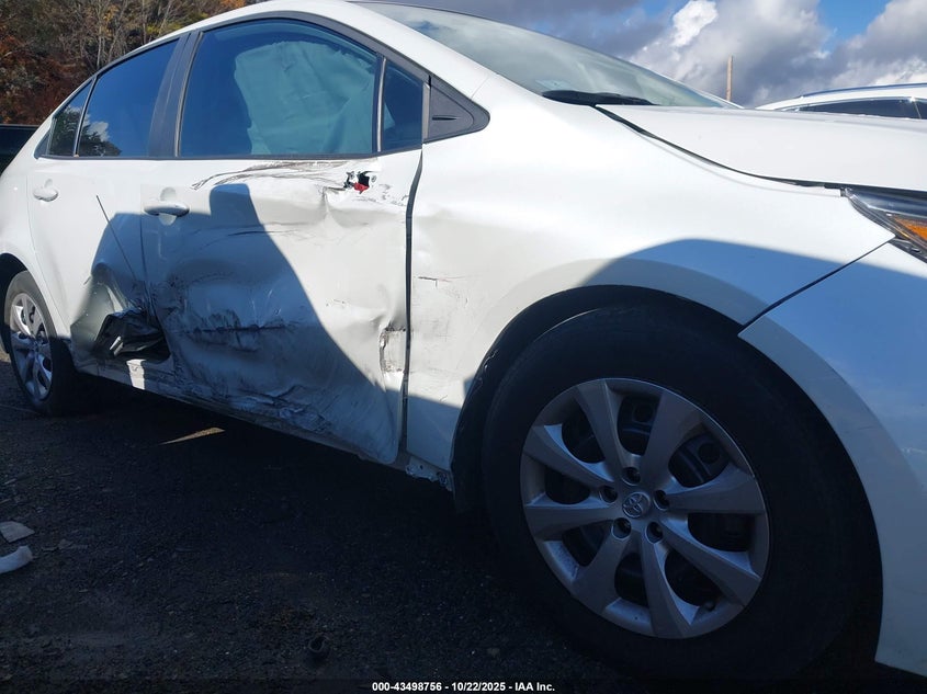 2024 Toyota Corolla VIN 5YFB4MDE0RP130549 IAAI salvage auction — SIDE, Salvage (Massachusetts), sold $4,600 on 2026-07-21 (photo 6)