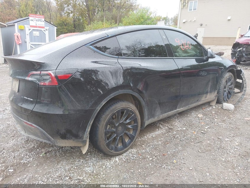 2023 Tesla Model y VIN 7SAYGDEE7PA168854 IAAI salvage auction — FRONT END, Other, sold $5,700 on 2026-08-22 (photo 4)