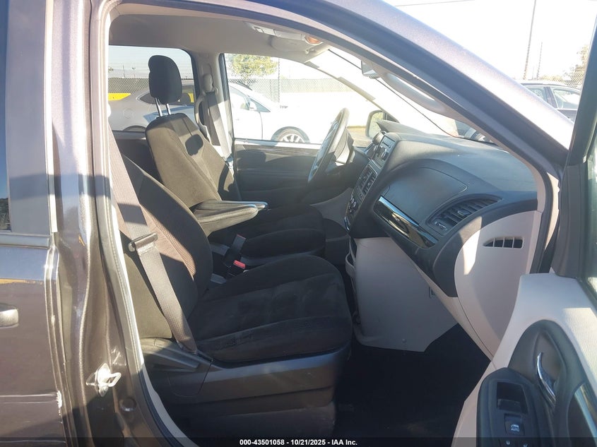 2016 Dodge Grand caravan VIN 2C4RDGBG4GR346860 IAAI salvage auction — RIGHT SIDE, Other, sold $1,750 on 2026-07-09 (photo 5)