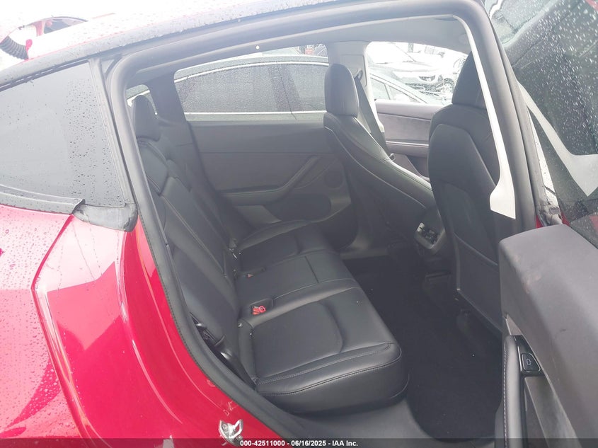 2021 Tesla Model y VIN 5YJYGDEE3MF092447 IAAI salvage auction — RIGHT FRONT, Clear (Tennessee), sold $4,650 on 2026-07-30 (photo 8)