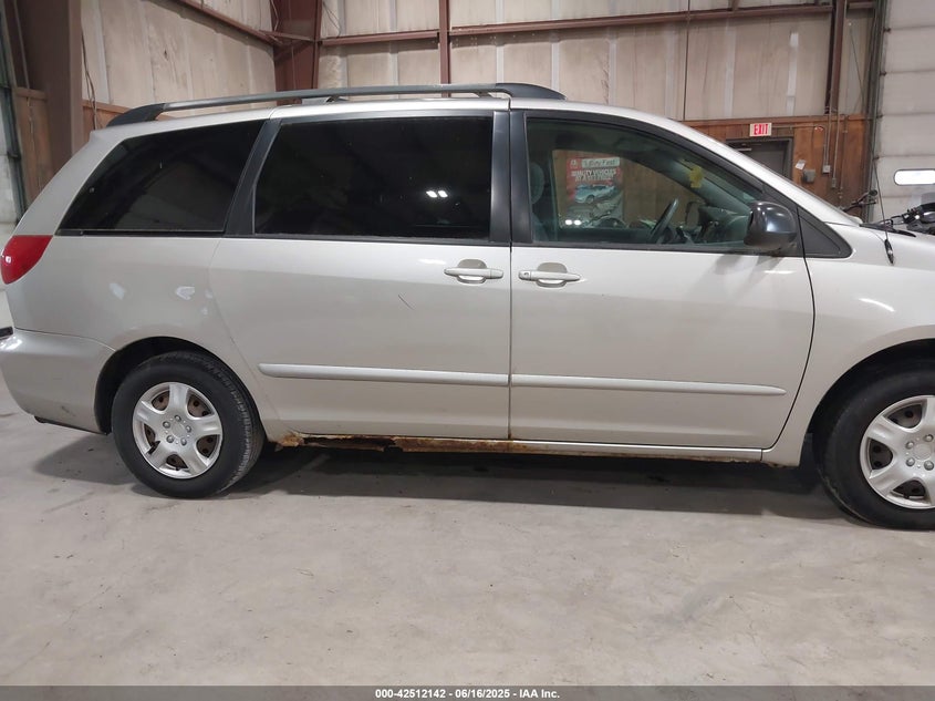 2006 Toyota Sienna VIN 5TDZA23C66S390274 IAAI salvage auction — LEFT & RIGHT, Clear (New York), sold $625 on 2026-07-16 (photo 6)