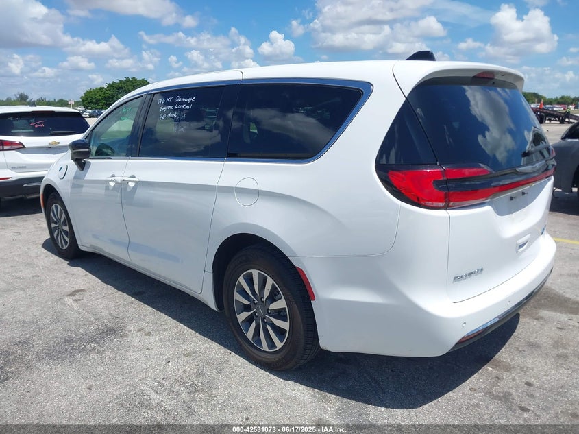 2024 Chrysler Pacifica hybrid VIN 2C4RC1S73RR121848 IAAI salvage auction — WATER/FLOOD, Salvage Title, sold $11,950 on 2026-07-16 (photo 3)