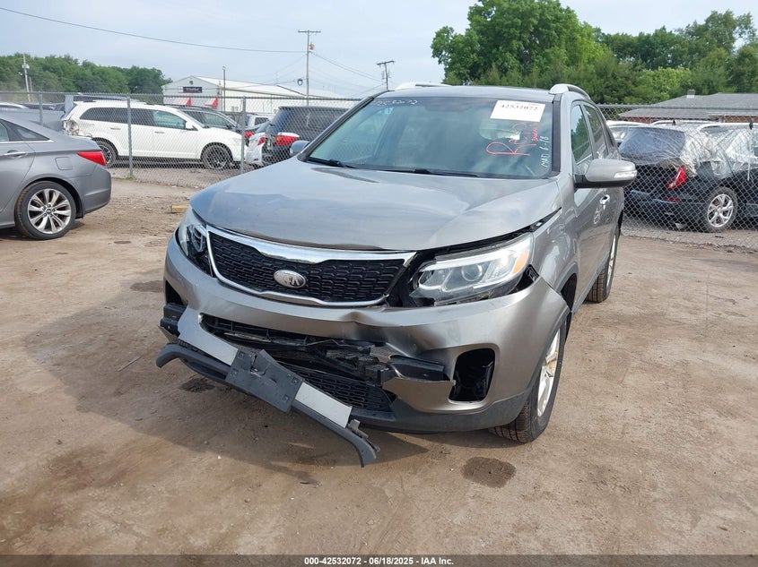 2014 Kia Sorento VIN 5XYKTDA71EG446842 IAAI salvage auction — FRONT END, Salvage (Indiana), sold $825 on 2026-07-28 (photo 6)