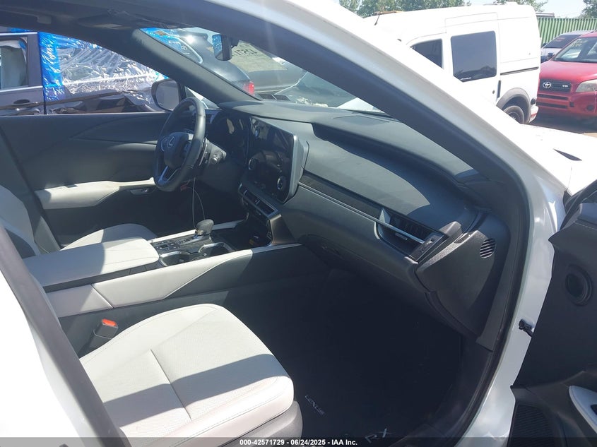 2024 Lexus Rx350 VIN 2T2BAMCA0RC071733 IAAI salvage auction — REAR END, Salvage Title, sold $30,000 on 2026-07-10 (photo 5)