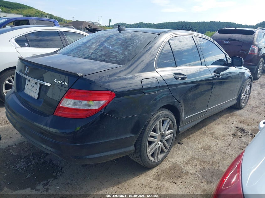 2009 Mercedes-benz C-klasse VIN WDDGF81X19R078261 IAAI salvage auction — LEFT SIDE, Clear (Minnesota), sold $175 on 2026-07-23 (photo 4)