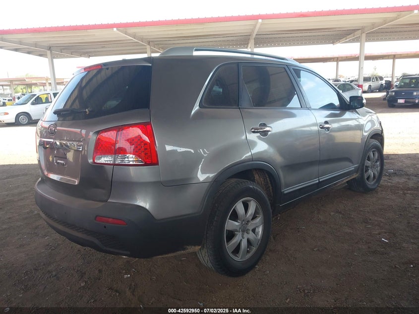 2013 Kia Sorento VIN 5XYKT3A65DG424164 IAAI salvage auction — LEFT FRONT, Salvage (Arizona), sold $1,075 on 2026-07-14 (photo 4)