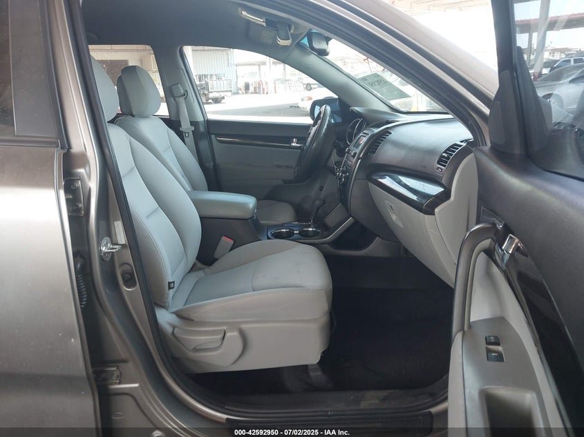 2013 Kia Sorento VIN 5XYKT3A65DG424164 IAAI salvage auction — LEFT FRONT, Salvage (Arizona), sold $1,075 on 2026-07-14 (photo 5)