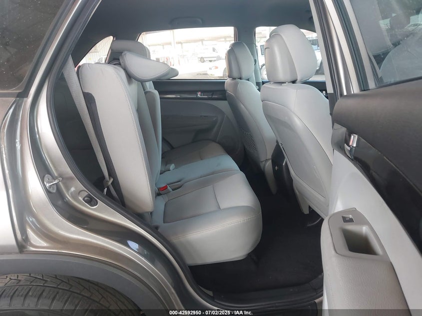 2013 Kia Sorento VIN 5XYKT3A65DG424164 IAAI salvage auction — LEFT FRONT, Salvage (Arizona), sold $1,075 on 2026-07-14 (photo 8)