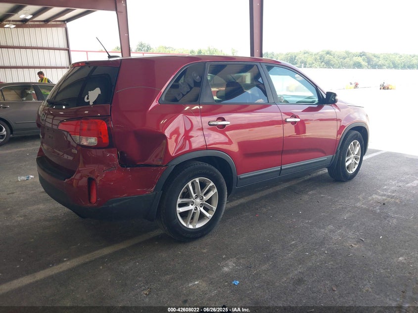 2014 Kia Sorento VIN 5XYKT3A69EG426193 IAAI salvage auction — RIGHT REAR, Salvage (Indiana), sold $1,050 on 2026-07-30 (photo 4)