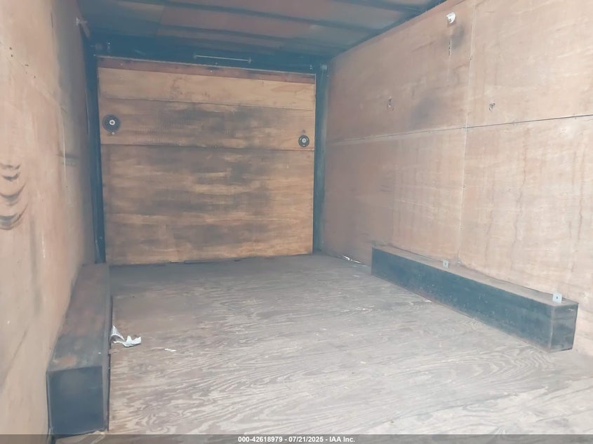 2015 Cargo 28' bumper pull trailer VIN 4S9S1EF21FW364158 IAAI salvage auction — ALL OVER, Original (Texas), sold $1,600 on 2026-10-05 (photo 8)