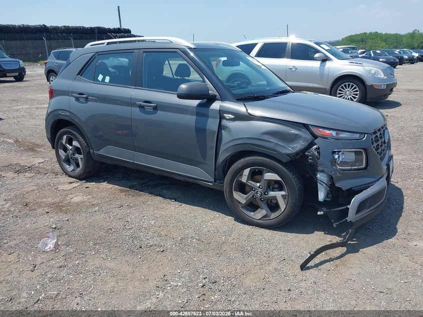 2024 Hyundai Venue VIN KMHRC8A32RU329760 IAAI salvage auction — RIGHT FRONT, Salvage Title, sold $5,200 on 2026-07-08 (photo 1)