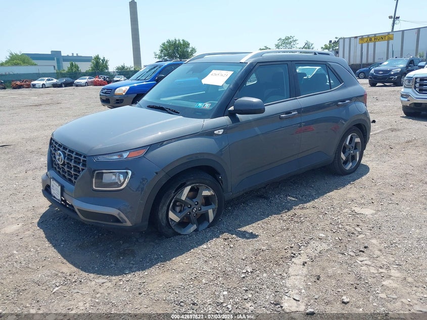 2024 Hyundai Venue VIN KMHRC8A32RU329760 IAAI salvage auction — RIGHT FRONT, Salvage Title, sold $5,200 on 2026-07-08 (photo 2)