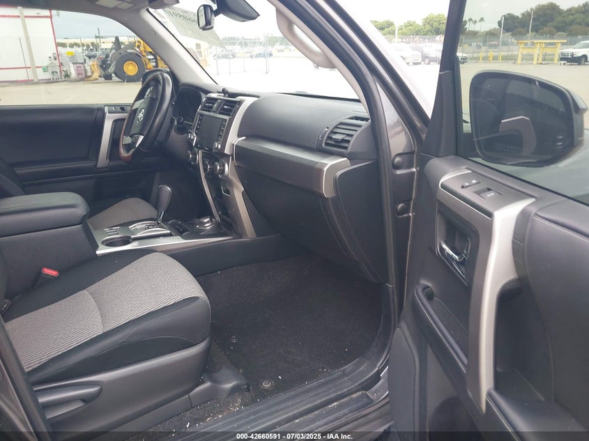 2023 Toyota 4runner VIN JTEMU5JR0P6096392 IAAI salvage auction — LEFT SIDE, Rebuildable (Florida), sold $17,000 on 2026-07-09 (photo 5)