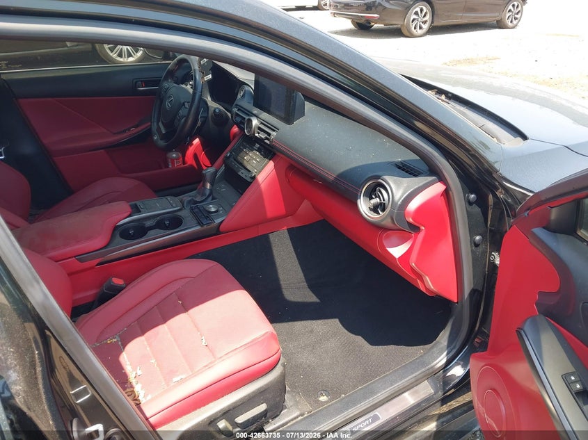 2022 Lexus Is VIN JTHGZ1E21N5026376 IAAI salvage auction — THEFT, Salvage (New Jersey), sold $19,000 on 2026-07-16 (photo 5)