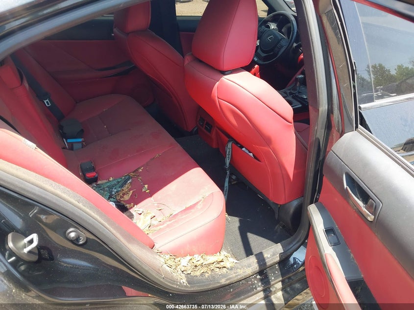 2022 Lexus Is VIN JTHGZ1E21N5026376 IAAI salvage auction — THEFT, Salvage (New Jersey), sold $19,000 on 2026-07-16 (photo 8)