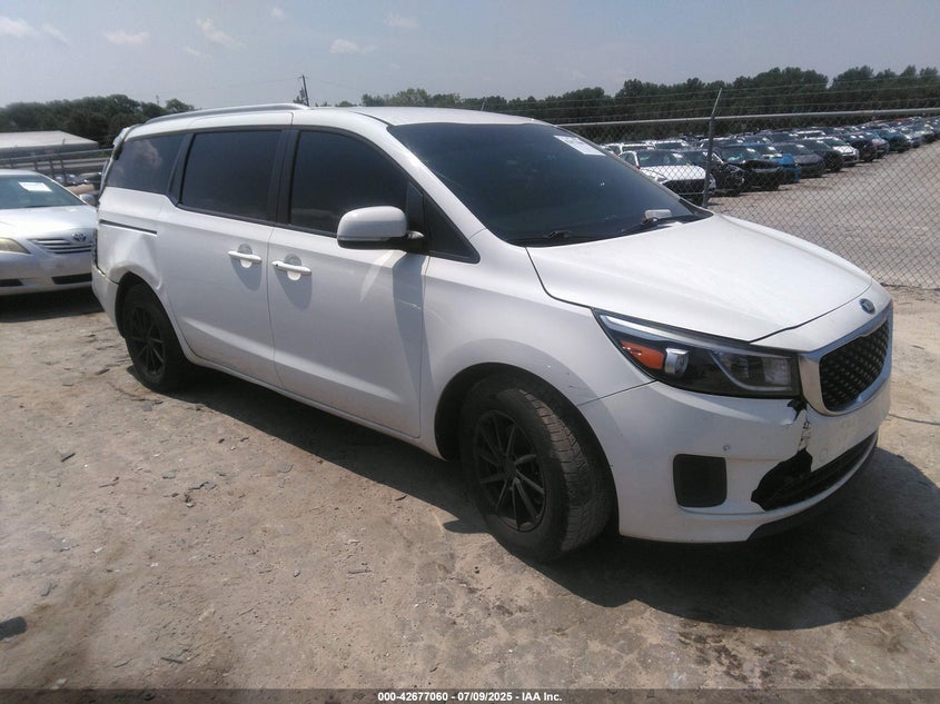 2017 Kia SEDONA VIN KNDMB5C17H6332877 IAAI salvage auction — REAR END, Salvage Title, sold $2,000 on 2026-07-07 (photo 1)