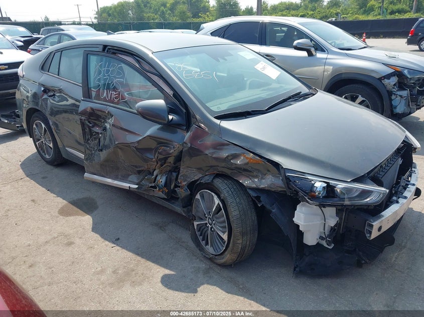 2021 Hyundai Ioniq plug-in hybrid VIN KMHC65LD9MU261564 IAAI salvage auction — RIGHT SIDE, Salvage (Ohio), sold $3,175 on 2026-07-07 (photo 1)