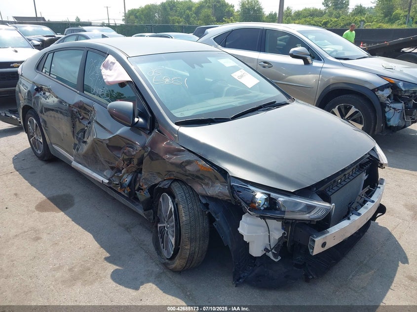2021 Hyundai Ioniq plug-in hybrid VIN KMHC65LD9MU261564 IAAI salvage auction — RIGHT SIDE, Salvage (Ohio), sold $3,175 on 2026-07-07 (photo 6)