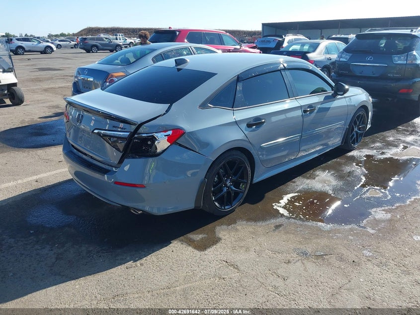 2024 Honda Civic VIN 2HGFE2F59RH551161 IAAI salvage auction — SIDE, Salvage Title, sold $5,800 on 2026-07-09 (photo 4)