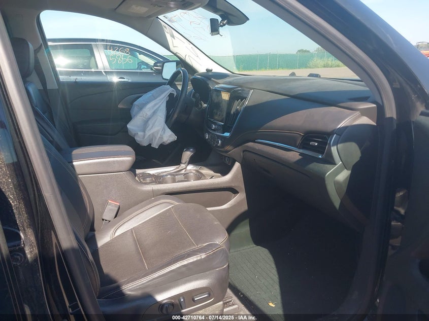 2018 Chevrolet Traverse VIN 1GNEVJKW4JJ110972 IAAI salvage auction — RIGHT FRONT, Regular (South Dakota), sold $2,450 on 2026-07-09 (photo 5)