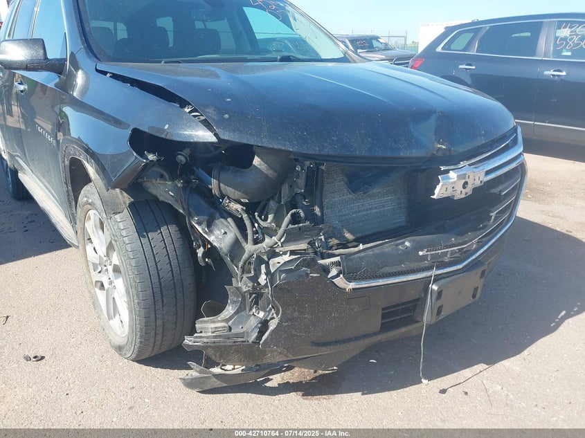 2018 Chevrolet Traverse VIN 1GNEVJKW4JJ110972 IAAI salvage auction — RIGHT FRONT, Regular (South Dakota), sold $2,450 on 2026-07-09 (photo 6)