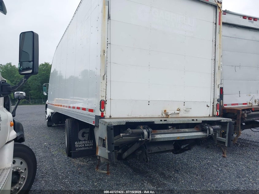 2019 Kenworth T3 Series VIN 2NKHHM6X8KM341495 IAAI salvage auction — SIDE, Salvage Title, sold $5,850 on 2026-10-07 (photo 3)