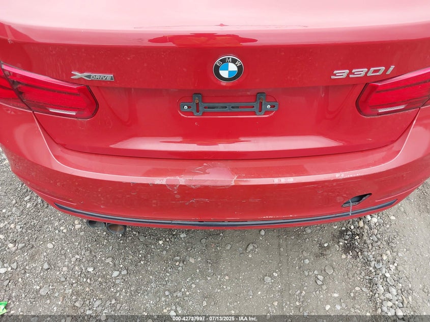 2017 BMW 330i VIN WBA8D9G52HNU59135 IAAI salvage auction — SIDE, Salvage Title, sold $1,450 on 2026-07-21 (photo 6)