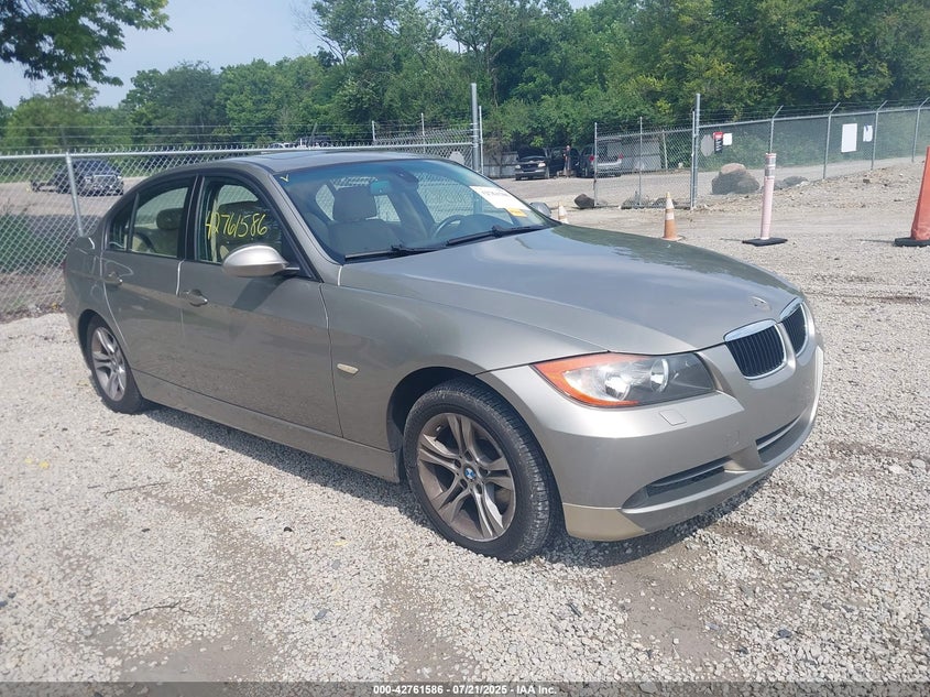 2008 BMW 3er VIN WBAVA37568NL48337 IAAI salvage auction — LEFT SIDE, Salvage (Ohio), sold $925 on 2026-07-28 (photo 1)
