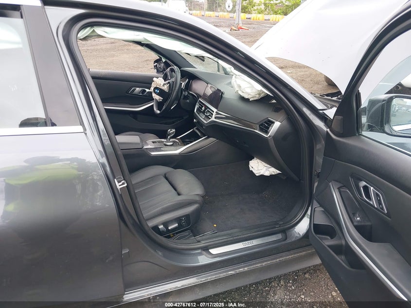 2019 BMW 3 series VIN WBA5R7C56KAJ85323 IAAI salvage auction — LEFT SIDE, Salvage (New Jersey), sold $3,150 on 2026-07-13 (photo 5)