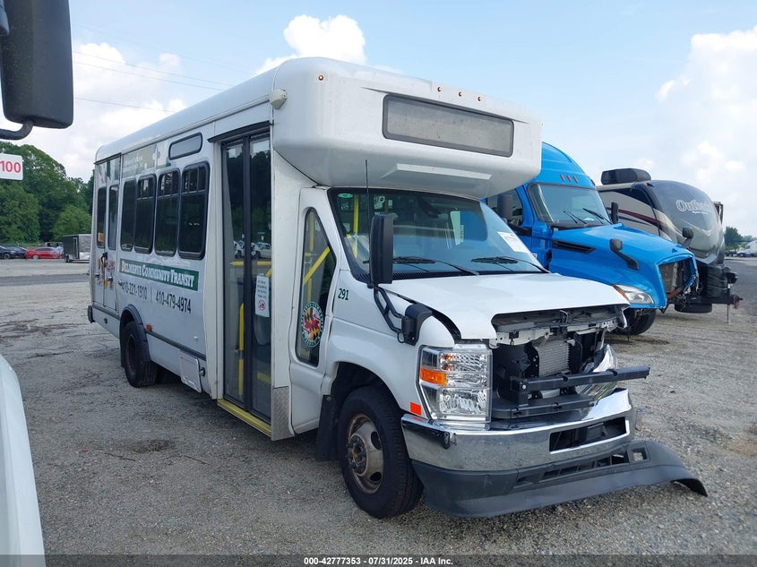 2024 Ford E-450 cutaway VIN 1FDFE4FN9RDD38942 IAAI salvage auction — LEFT FRONT, Salvage Title, sold $7,000 on 2026-07-13 (photo 1)