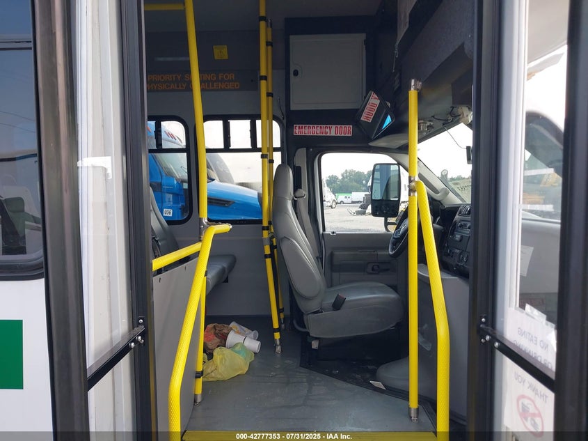 2024 Ford E-450 cutaway VIN 1FDFE4FN9RDD38942 IAAI salvage auction — LEFT FRONT, Salvage Title, sold $7,000 on 2026-07-13 (photo 7)