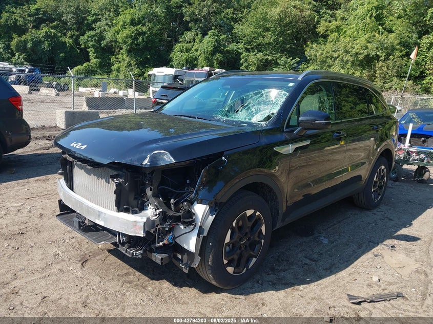 2025 Kia Sorento VIN 5XYRLDJC8SG325992 IAAI salvage auction — FRONT END, Salvage Title, sold $13,100 on 2026-07-07 (photo 2)
