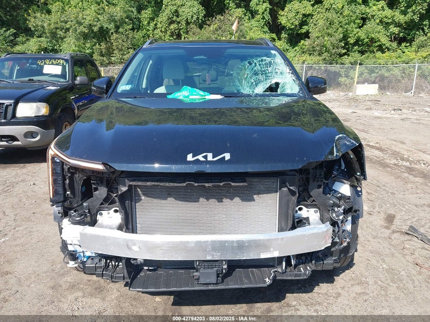 2025 Kia Sorento VIN 5XYRLDJC8SG325992 IAAI salvage auction — FRONT END, Salvage Title, sold $13,100 on 2026-07-07 (photo 6)