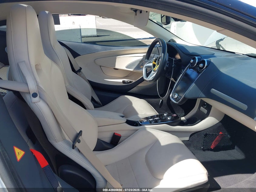 2020 Mclaren Gt VIN SBM22GCA4LW000219 IAAI salvage auction — LEFT FRONT, Salvage (California), sold $53,600 on 2026-08-20 (photo 5)