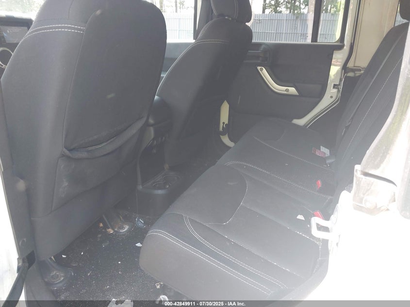 2015 Jeep Wrangler unlimited VIN 1C4BJWEG9FL604166 IAAI salvage auction — LEFT SIDE, Salvage Title, sold $7,000 on 2026-07-29 (photo 8)