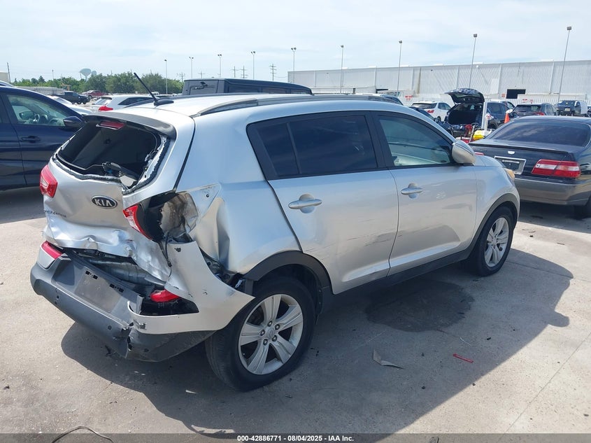 2011 Kia Sportage VIN KNDPB3A2XB7018719 IAAI salvage auction — FRONT & REAR, Salvage (Texas), sold $675 on 2026-07-08 (photo 4)