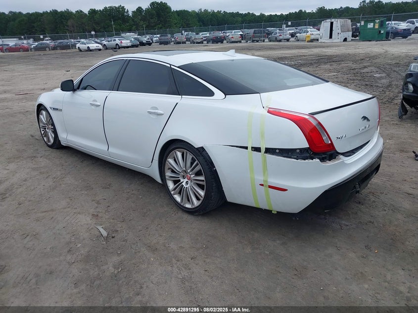 2014 Jaguar Xj VIN SAJWA2GT5EMV58396 IAAI salvage auction — REAR END, Salvage Title, sold $2,050 on 2026-07-09 (photo 3)