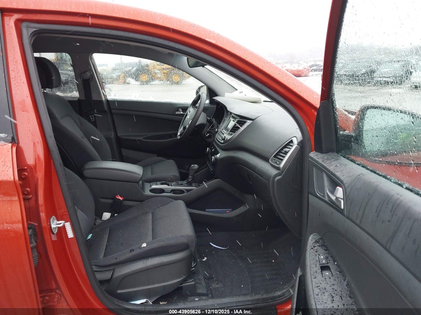 2017 Hyundai Tucson VIN KM8J23A49HU575344 IAAI salvage auction — LEFT FRONT, Salvage (Illinois), sold $2,400 on 2026-07-24 (photo 5)