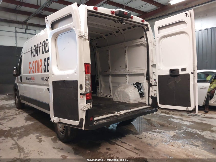 2024 Ram Promaster 2500 VIN 3C6LRVDG4RE133010 IAAI salvage auction — RIGHT SIDE, Salvage (New Jersey), sold $9,550 on 2026-07-14 (photo 3)