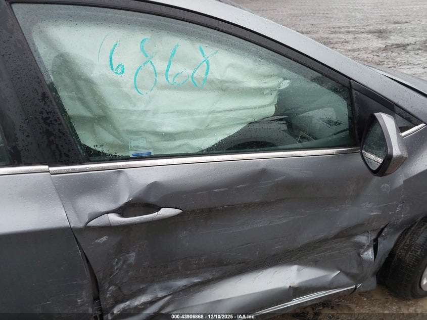 2016 Hyundai Elantra VIN KMHD35LH7GU326433 IAAI salvage auction — SIDE, Salvage (Ohio), sold $825 on 2026-07-31 (photo 5)