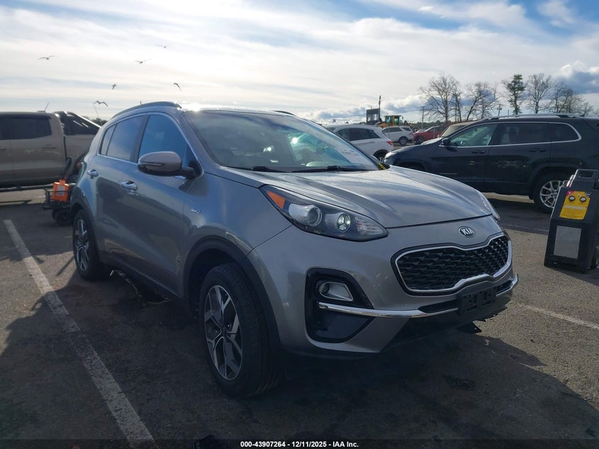 2022 Kia Sportage VIN KNDPNCACXN7985075 IAAI salvage auction — FRONT & REAR, Salvage (New Jersey), sold $4,650 on 2026-07-06 (photo 1)