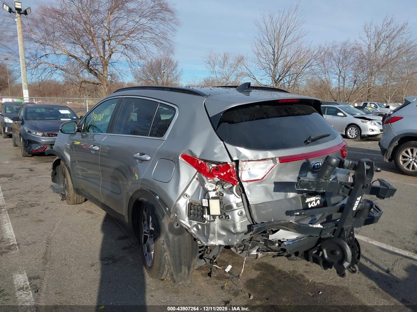 2022 Kia Sportage VIN KNDPNCACXN7985075 IAAI salvage auction — FRONT & REAR, Salvage (New Jersey), sold $4,650 on 2026-07-06 (photo 6)