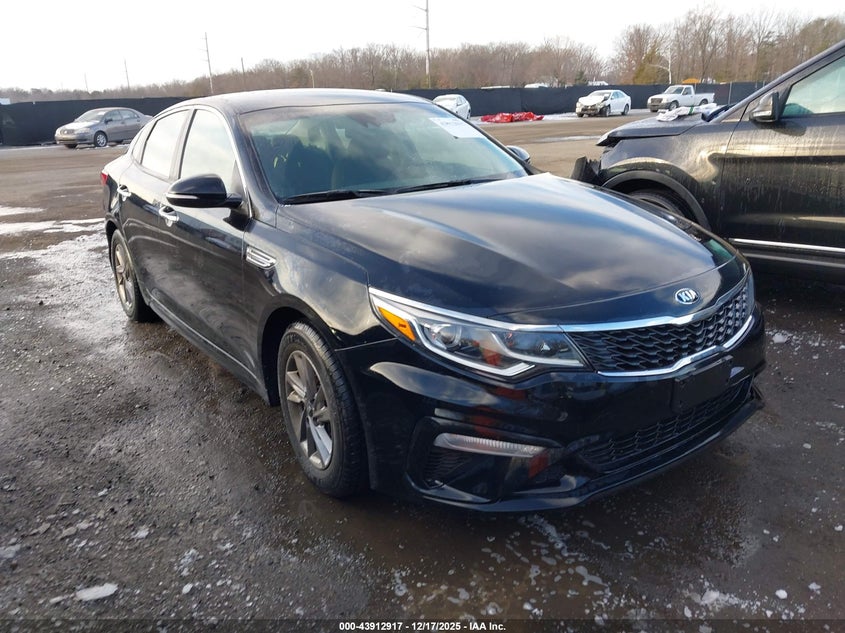 2020 Kia Optima VIN 5XXGT4L35LG403428 IAAI salvage auction — REAR END, Other, sold $1,300 on 2026-07-17 (photo 1)