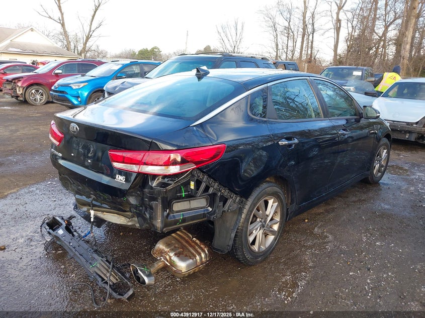 2020 Kia Optima VIN 5XXGT4L35LG403428 IAAI salvage auction — REAR END, Other, sold $1,300 on 2026-07-17 (photo 4)