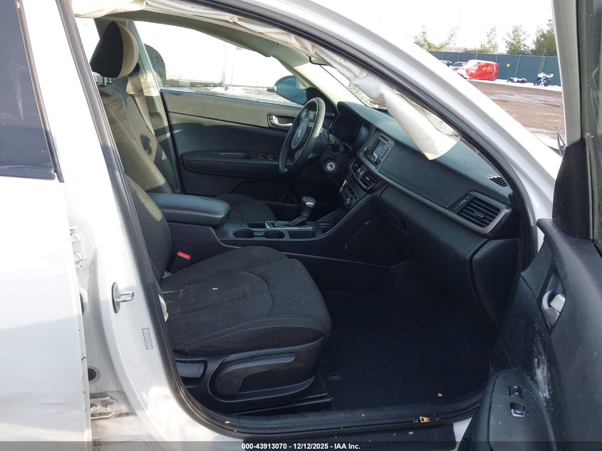 2016 Kia Optima VIN KNAGT4L35G5071210 IAAI salvage auction — ROLLOVER, Salvage (Indiana), sold $750 on 2026-07-07 (photo 5)