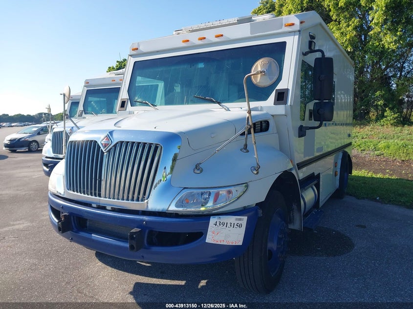 2011 International VIN 1HTMNAAM2BH393761 IAAI salvage auction — NORMAL WEAR, Clear (Florida), sold $2,500 on 2026-09-09 (photo 2)