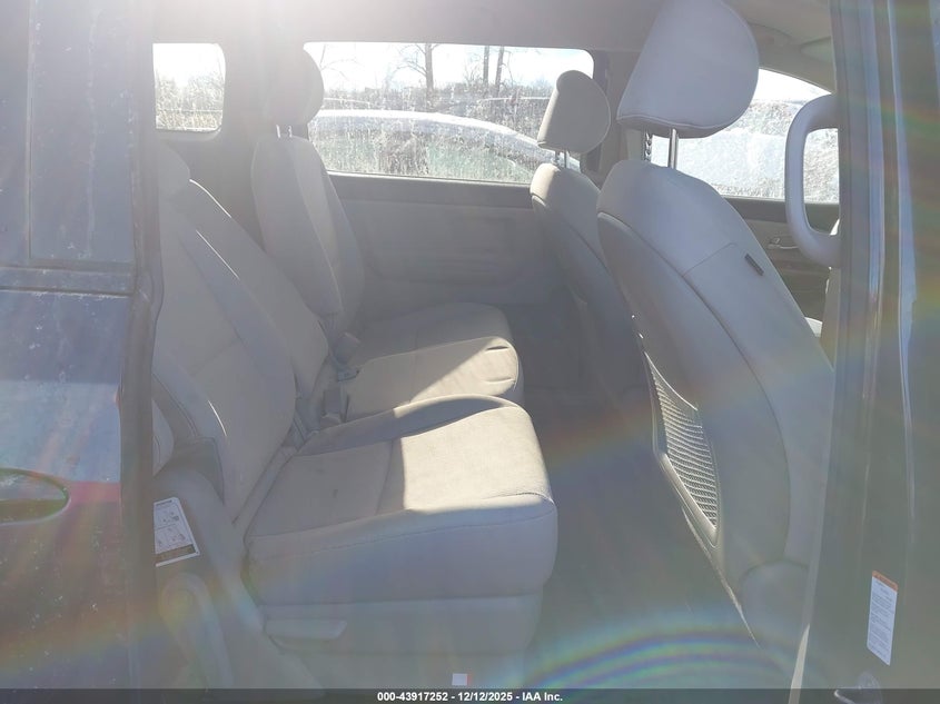 2021 Kia SEDONA VIN KNDMB5C11M6665232 IAAI salvage auction — FRONT END, Salvage Title, sold $3,650 on 2026-07-07 (photo 8)