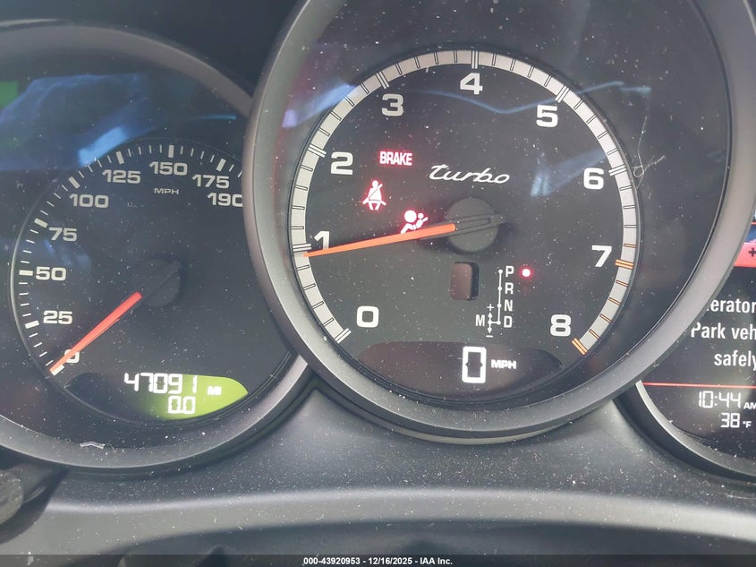2016 Porsche Macan VIN WP1AF2A51GLB93811 IAAI salvage auction — RIGHT FRONT, Salvage (Idaho), sold $8,200 on 2026-07-14 (photo 7)